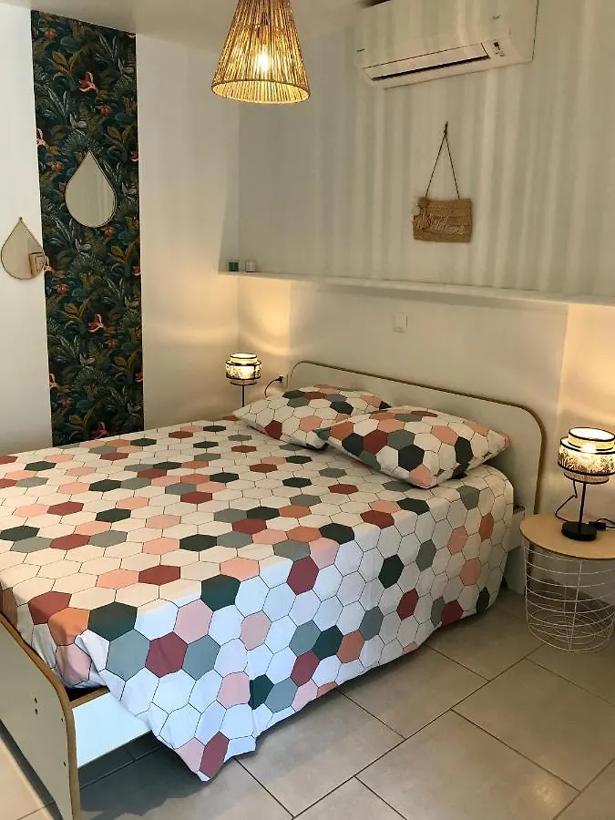 Apartament Gites Le Petit Voyageur Sainte-Anne  Gwadelupa